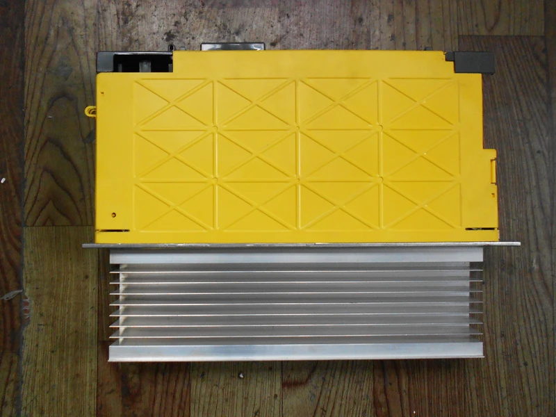 FANUC servo driveA06B-6117-H106 для двигателя усилитель A06B-6117-H106