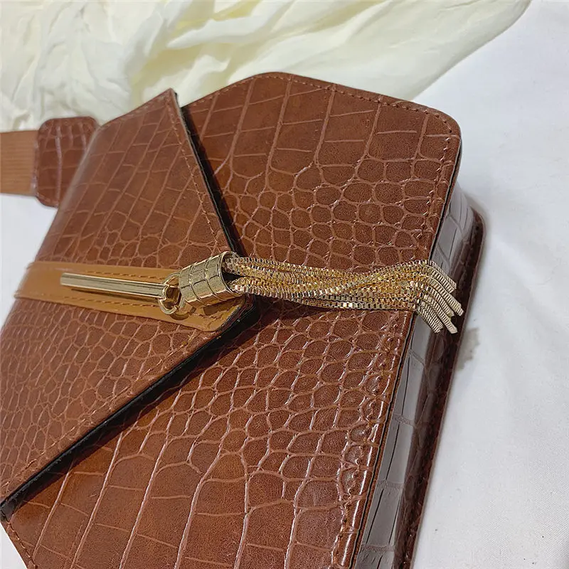 Women Wild Shoulder Bag Crocodile Tassel Small Square Bag bolsa feminina bolso mujer sac a main torebki damskie 40AP1119