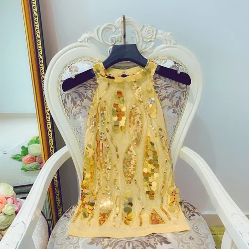 Сексуальные женские блестящие Клубные серебряные майки с блестками, Женские топы с брюликами расшитый блёстками, золотые майки, женские модные топы без рукавов с бретельками - Цвет: Золотой