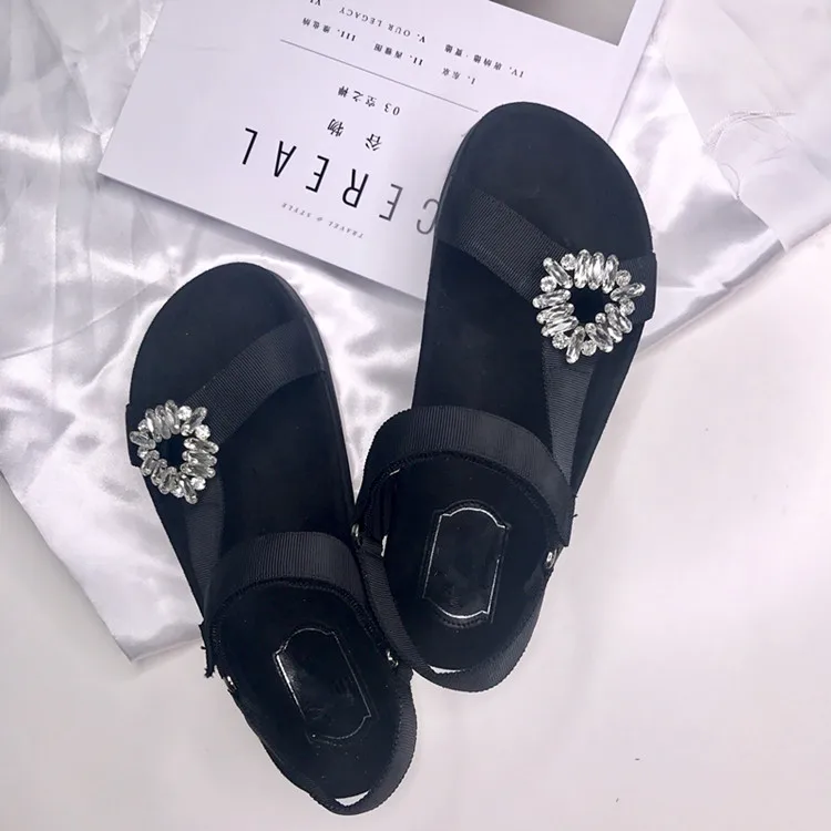 European Rhinestones Flat Beach Shoes Crystal Sandals Female Flats Fashion Women Sandals Summer Shoes Sexy Sandalias Mujer