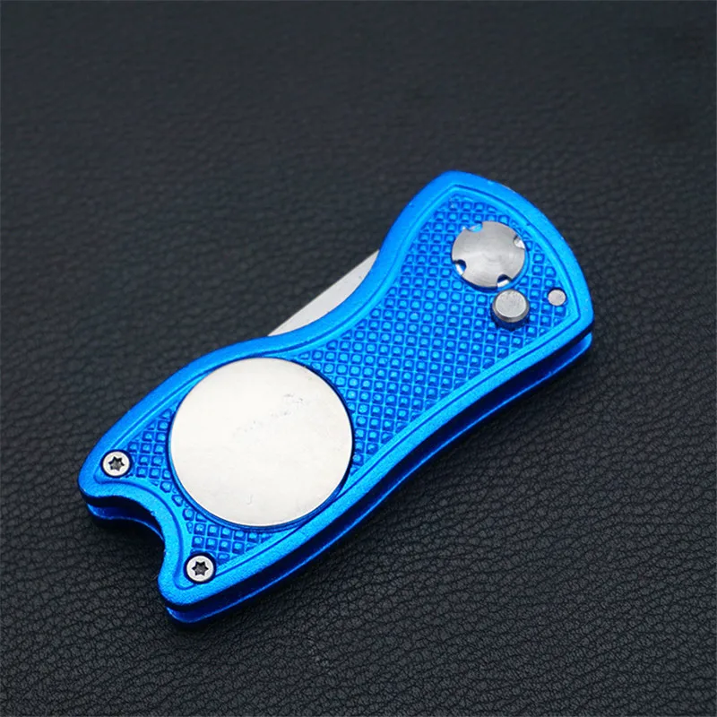 

Aluminium Divot Fork Tool with Button Magnetic Portable for Golf Club FH99