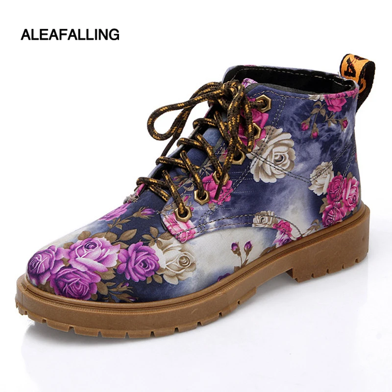 Online Aleafalling clásica mujeres botas de encaje bordado de flores lindo Simple zapatos de cuero suave niña para el otoño de primavera BootWBT72