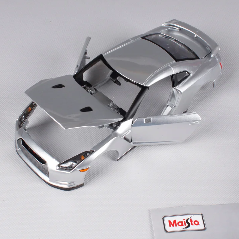 Maisto 1:24, 2009, GT-R, серебро, для автомобиля Nissan, литье под давлением, металлическая модель, набор, ручная сборка, игрушечный автомобиль, автомобиль для автомобильных вентиляторов, 39294