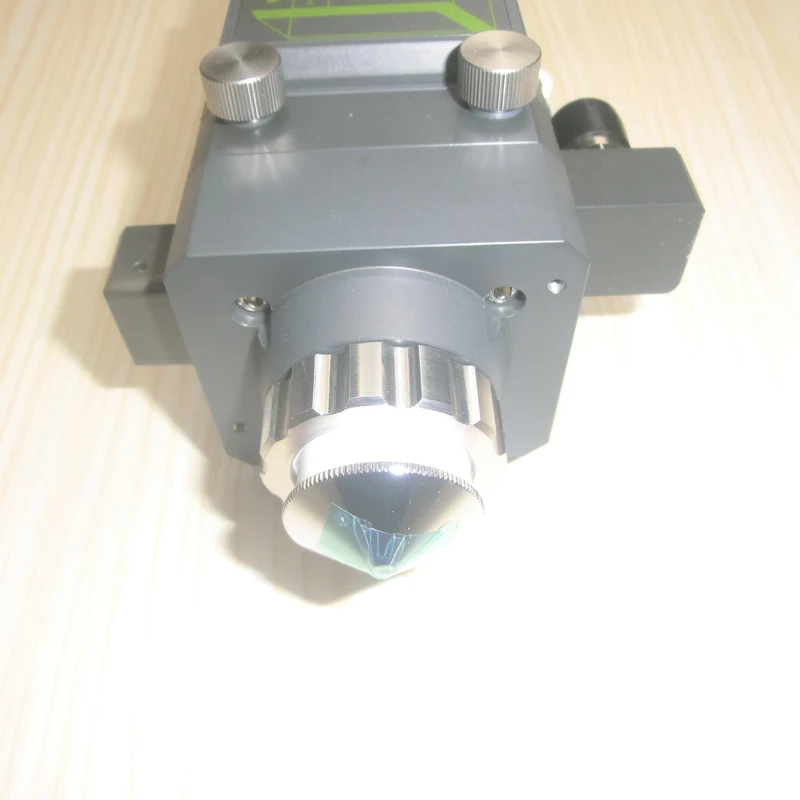 מוצר Raytools bt240 1KW fiber laser head fiber laser accessories 2kw