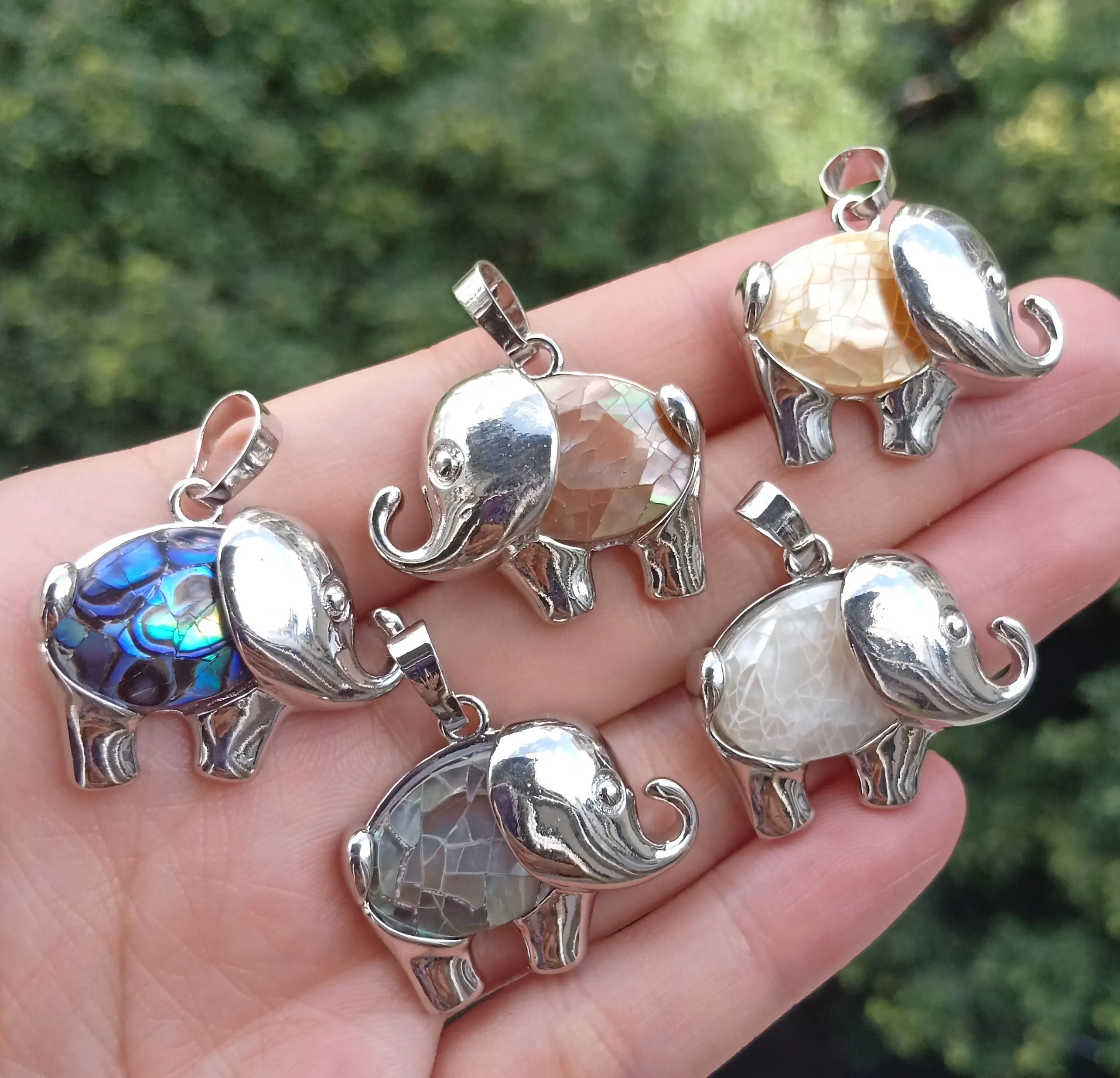 

Elephant Pendant Natural Abalone shell White Yellow Black Brown Shell bead Energy Reiki Healing Amulet
