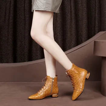 

Zorssar 2019 women ankle boots cow leather lace up yellow color low heel boots winter short plush warm boots size 33-43