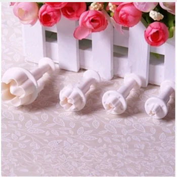 

4Pcs/Set Plum Flower Plunger Fondant Mold Cutter Sugarcraft c ake tools Decorating Christmas c ake Decorating Tools 70 80