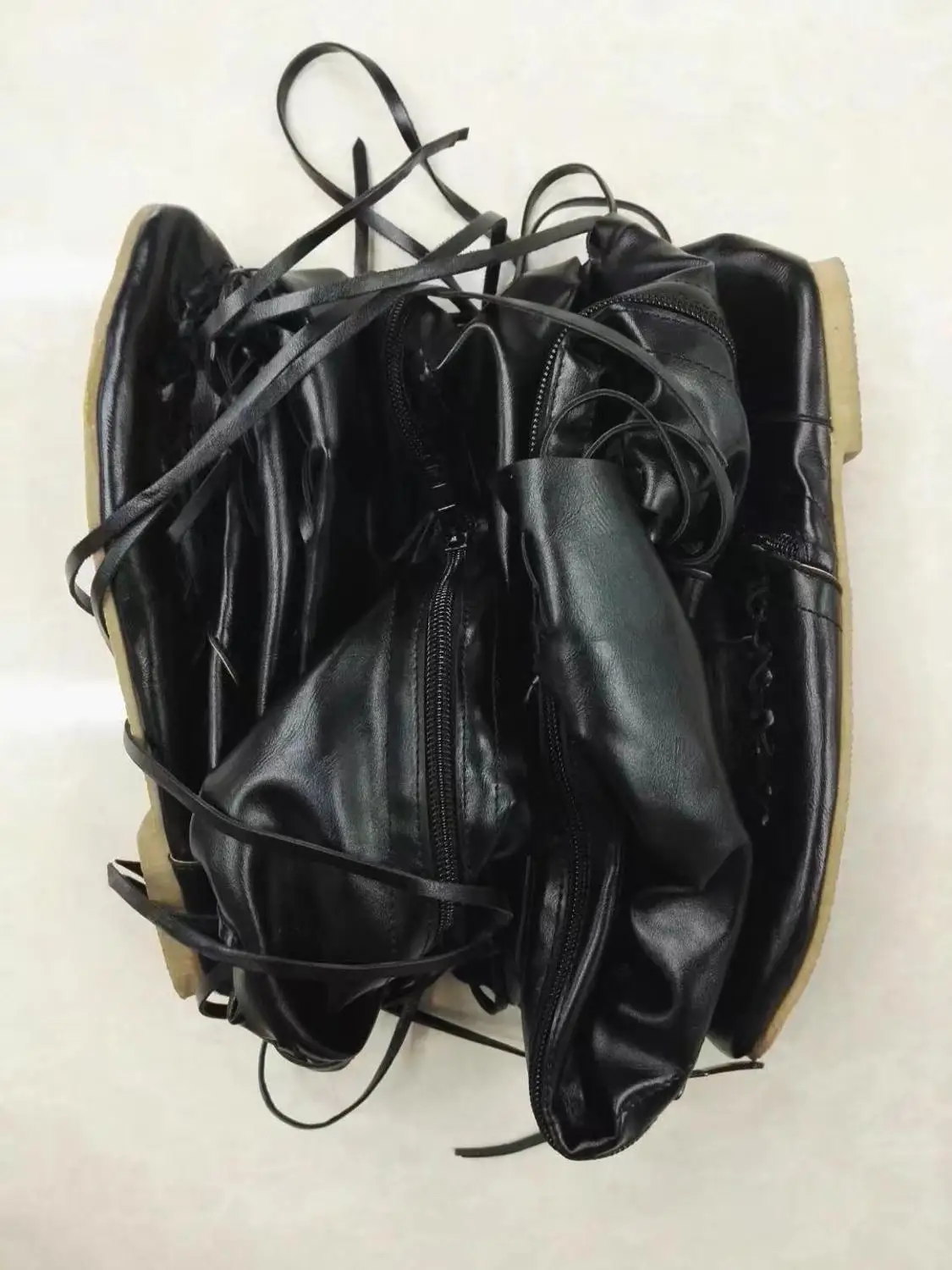 Новые осенне-зимние сапоги на плоской подошве с бахромой в европейском и американском Стиле Женские Сапоги выше колена больших размеров 33-43 модная обувь - Цвет: Черный