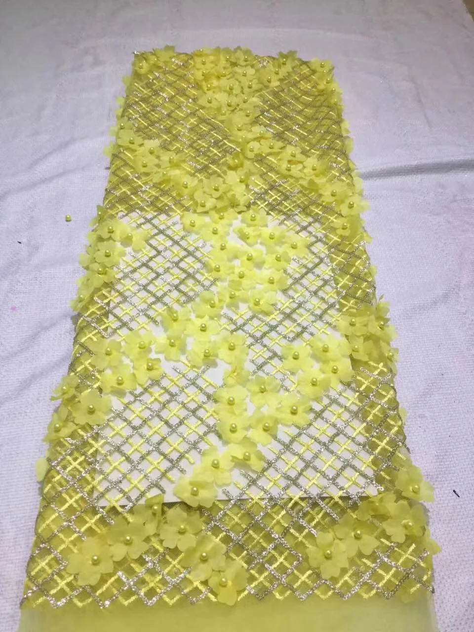 

2018 Latest High Quality African 3d Flowers french tulle lace fabrics Embroidery Beads Tulle Lace Fabric For party dress