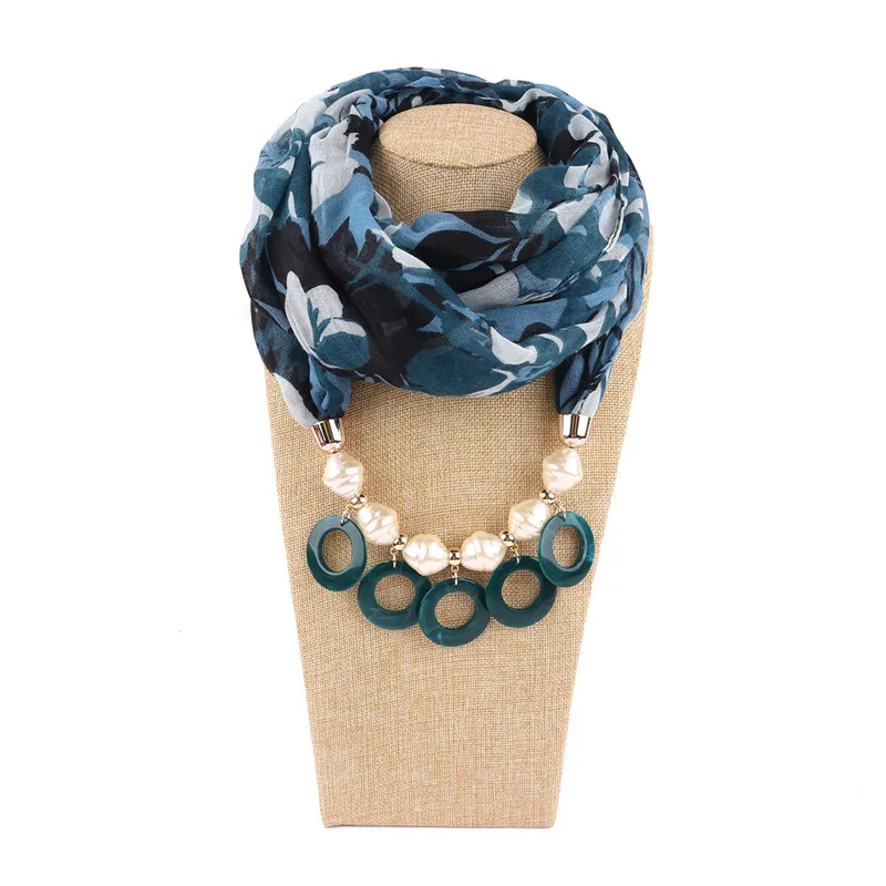 

RUNMEIFA 2019 New Fashion Pendant necklace Scarf for women Spring/Autumn Muslim Head Scarf Bohemia Female Clothing Accessories