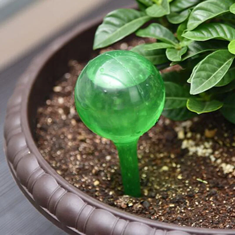 

Free Shipping Auto 10Pcs Plant Waterer Flower Watering For School Office Home Travelling Drip Plastic Mini Watering Bottles