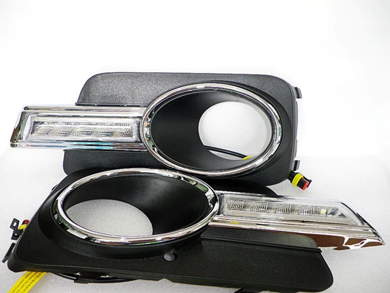 Car Flashing 1Pair For Volkswagen VW Tiguan 2010 2011 2012 LED DRL Daytime Running Lights