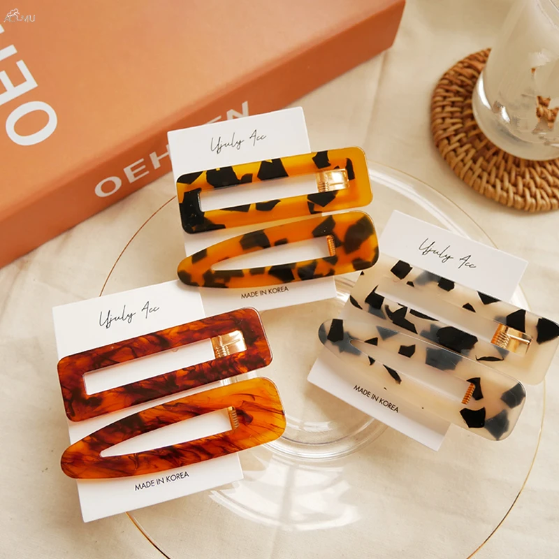 

AOMU Women Japan Acetate Acetate Hair Accessorie Geometric Triangle Leopard Hairpin Hair Clips Vintage Hair Accessories