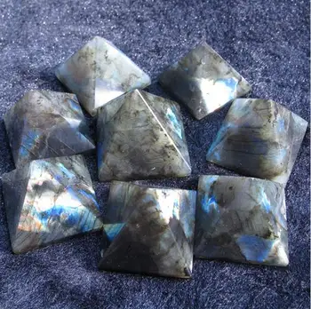 

Lucky stone labradorite pyramid decoration beautiful blue moonstone nunatak decoration energy 28mm-35mm
