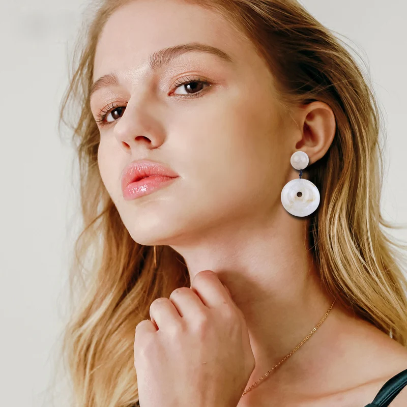 Trendy Drop Fashion Resin Earrings for Women 2018 Statement Long Round Geometric Acrylic Dangling Elegant Earring Female Jewelry (5)