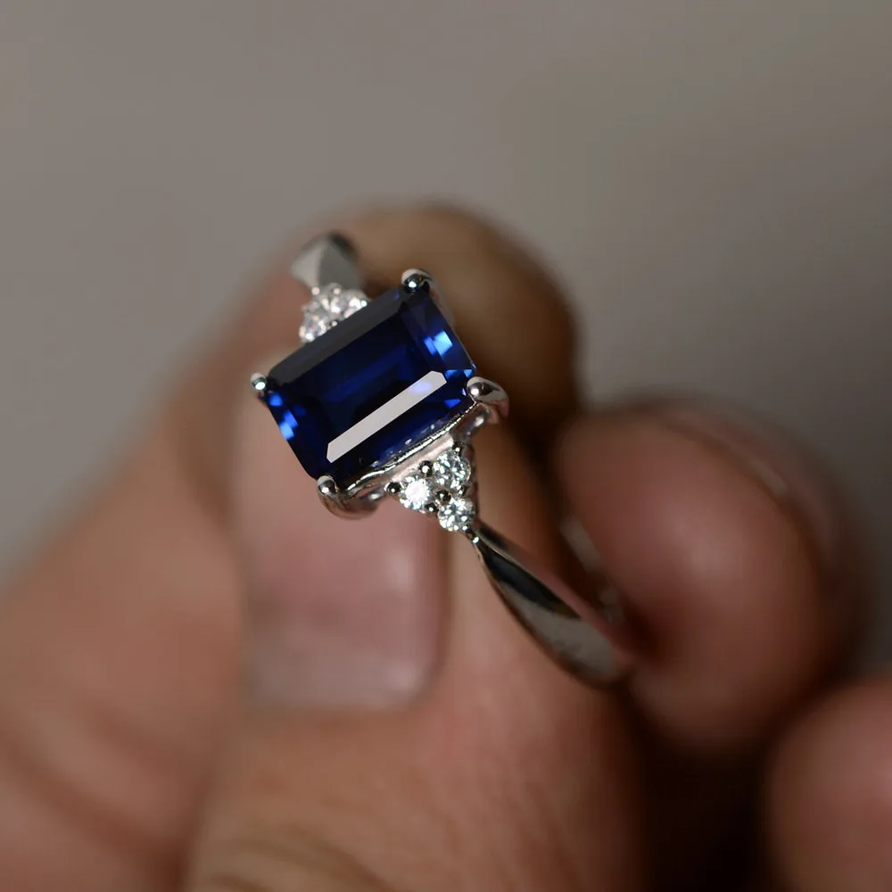 リング用女性ラボサファイアリングs925スターリングシルバー8 × 6ミリメートルエメラルドカットサファイアリング婚約ウェディングファッションバゲ リング用女性ラボサファイアリングs925スターリングシルバー8 × 6ミリメートルエメラルドカットサファイアリング婚約ウェディングファッションバゲ
