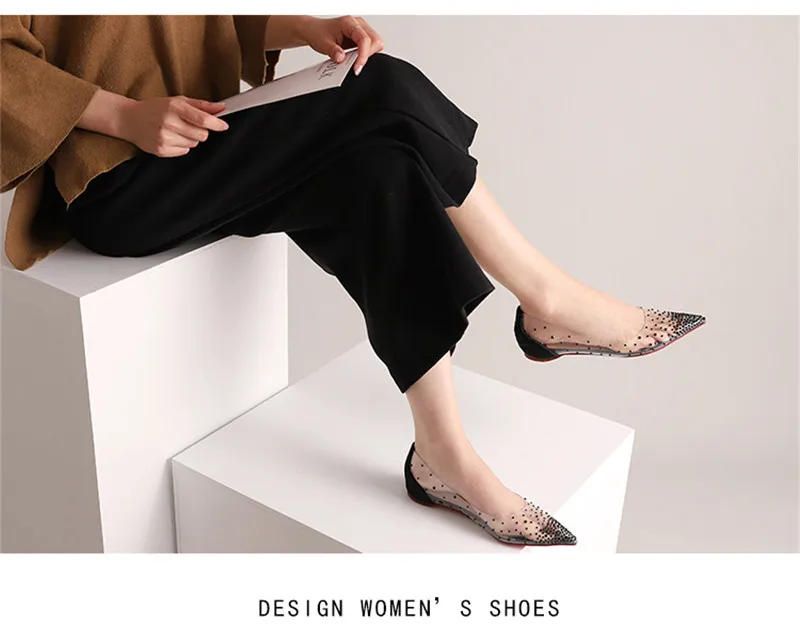 JAWAKYE кристалл обувь на плоской подошве ПВХ женские прозрачные с острым носком на низком каблуке Bling шипованные летние туфли для вечеринки