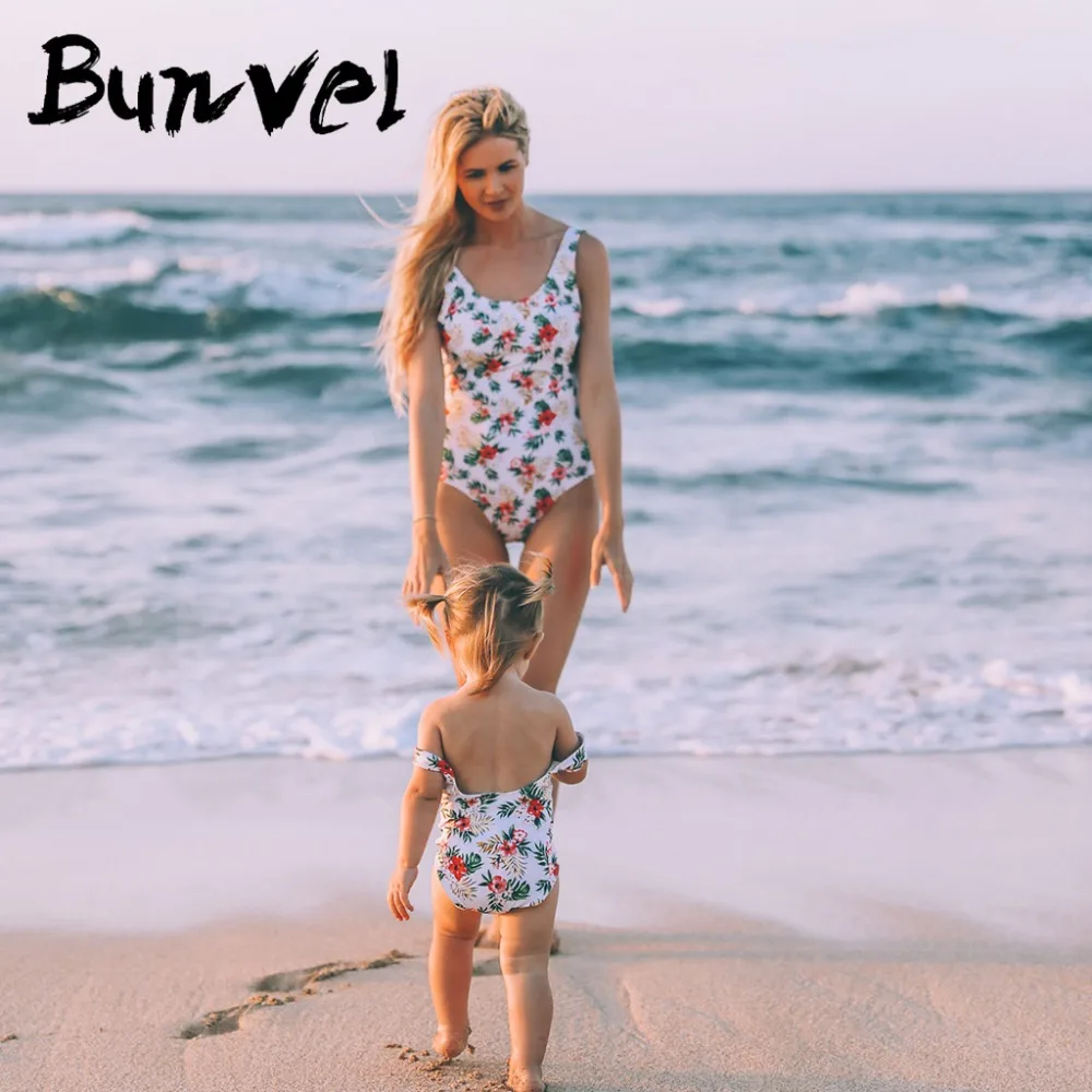 

Mom and daughter's matching parent-child swimsuit beach swimwear Siamese parent-child beach swimsuit Halter mother and my clothe