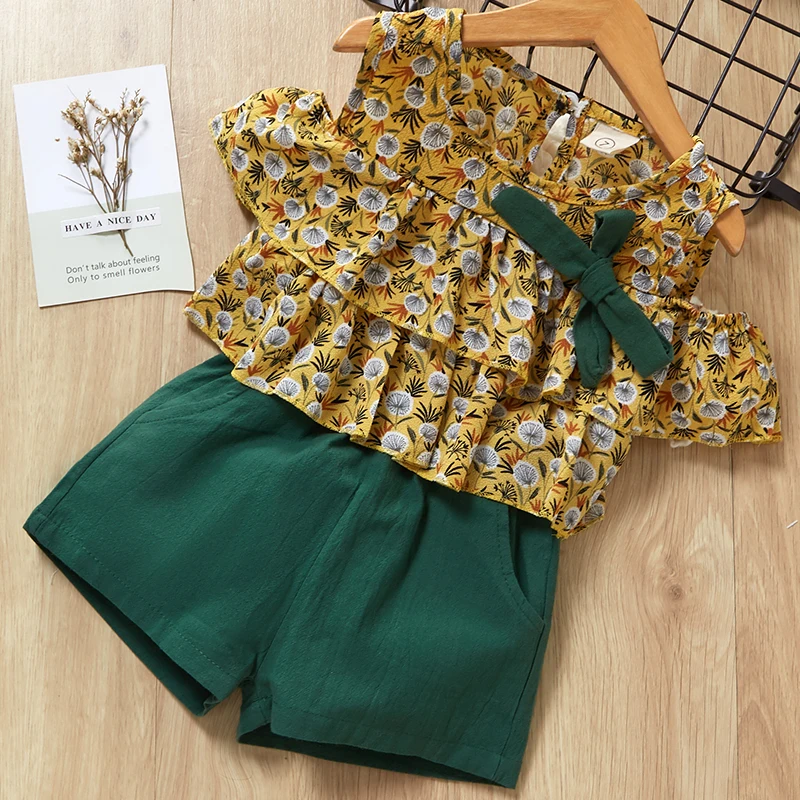 

MenoeaGirls Clothing Sets 2017 Summer Style Kids Clothing Sets Flower T-shirt+ripped Jeans 2Pcs for Baby Clothing Sets