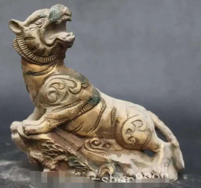 

Marked Chinese Fengshui Bronze Ferocious Zodiac Year Animal Tiger Tigers Statue