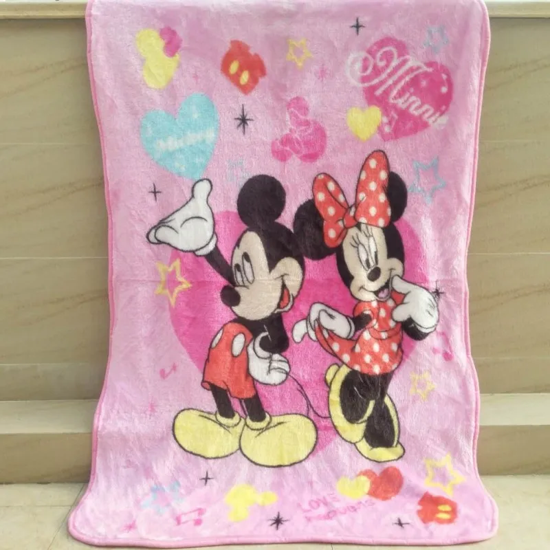 Mickey Mouse and Minnie blanket (5)
