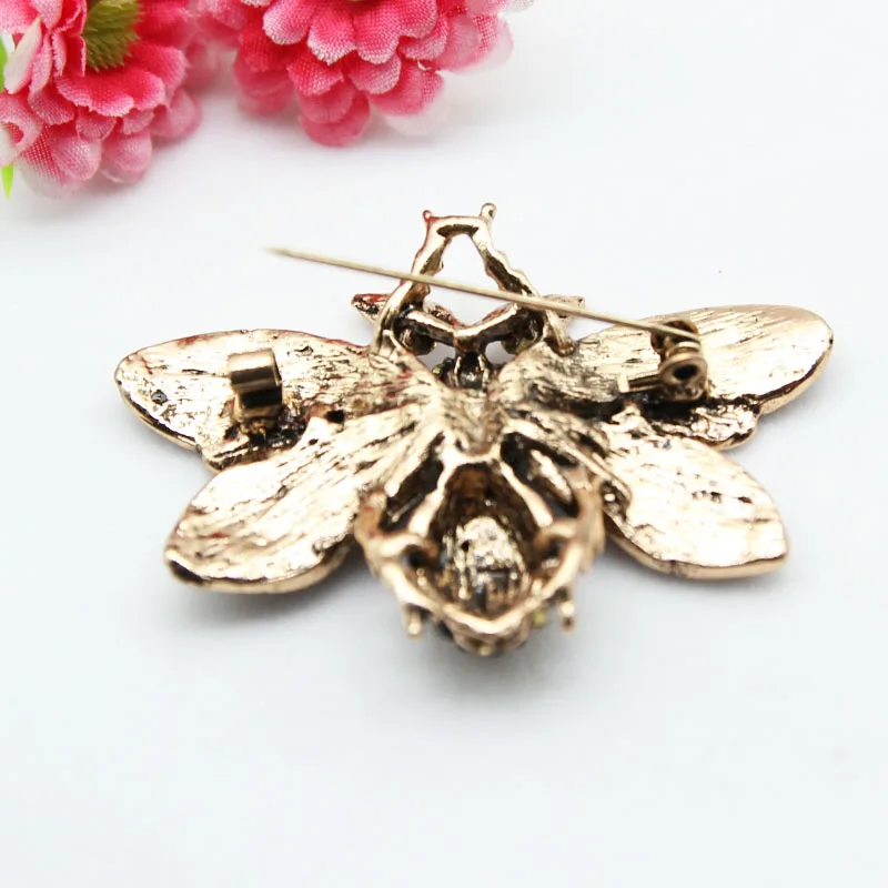 vintage Cute Bee Fly Insect Brooches Women Kids Girls Clothes Accessories Gold-color Animal Brooch Jewelry Party Gifts broche