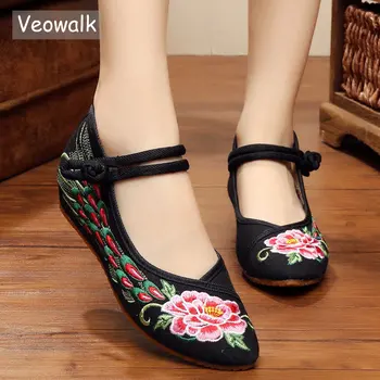 

Veowalk Peacock Sequins Women's Canvas Embroidered Flat Shoes Pointed Toe Vintage Embroidery Mary Janes for Elegant Ladies