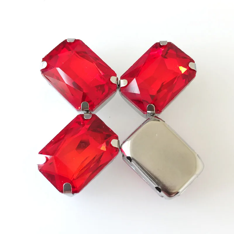 Красная супер вспышка Хрустальное стекло flatback пришит Стразы с серебристым