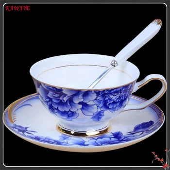 

1Pcs Creative Ceramic Teacup Advanced Porcelain Tea Cup Personality Flowers Europe Bone China Coffee Cup Saucer Set 6ZDZ509