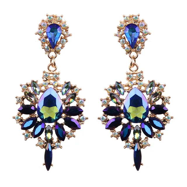 Women’s Zinc Alloy Flower Shaped Drop Earrings