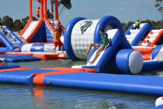 Привет Bouncia 250 человек гигантский надувной аквапарк игры с TUV сертификатом/надувной Wipeout конечно для продажи