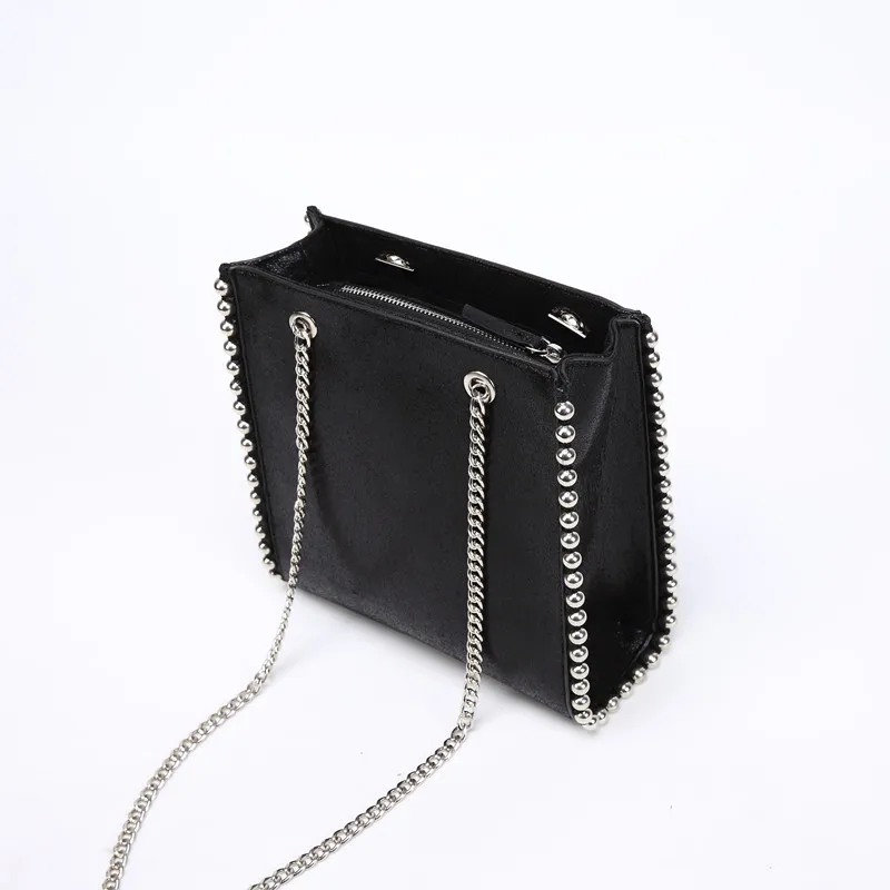 Bolso de mano Retro de gran capacidad para mujer, bolso de hombro con remaches de cadena de moda, bolso de cuero de Pu para mujer, bolso de Color sólido de Bolso de mano Retro de gran capacidad para mujer, bolso de hombro con remaches de cadena de moda, bolso de cuero de Pu para mujer, bolso de Color sólido de