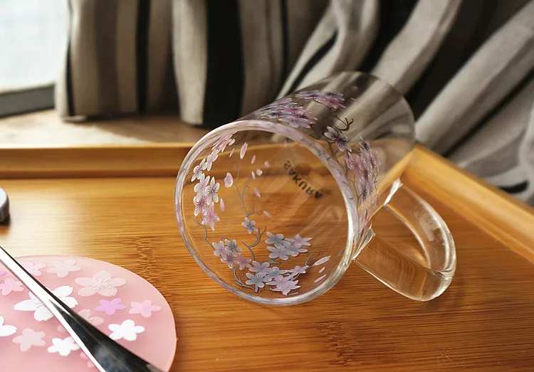 Oussirro креативная Сакура стеклянная термостойкая кружка с крышкой с ложка для молока кофе чайная чашка пары свадебные подарки влюбленным