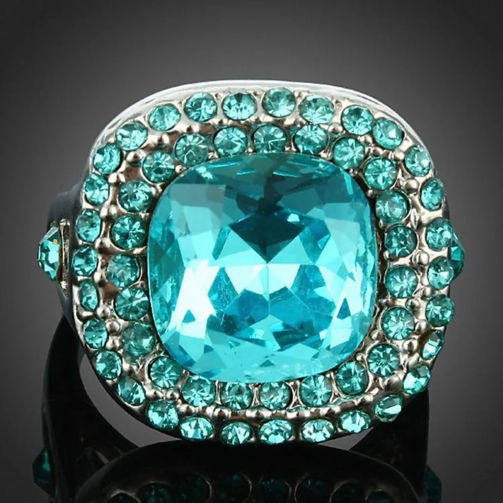 

Elegant Blue Rock Natural Shiny Crystal Rings for Women Jewelry Big Statement Ring Accessory Fashion Jewellery