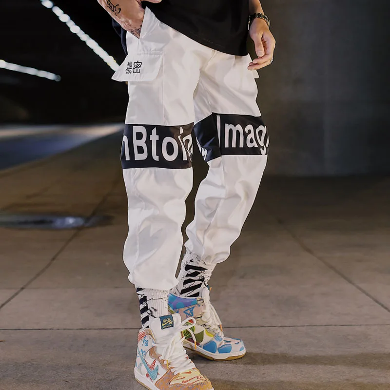 

Men cargo pants 2019 new spring and autumn hip hop letter trend pockets male ankle-length pants black white Korean style n12