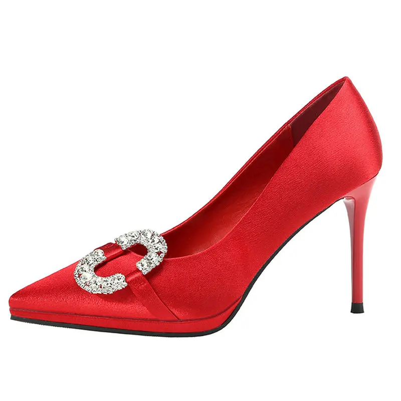 Lady Cm 39 Élégant Soie 34 Chaussures Décoration Femelle Taille Orteils gris En or rouge Robe Pointu Métal Talons Carrière Pompes Femme Noir Femmes 9 IEH2WDY9