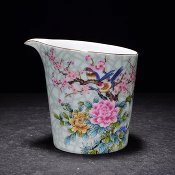 

Jingdezhen Ceramic Opening Hand-painted Fair Cup Handmade Blue-and-white Porcelain Flower Bird Cup Kungfu Tea Sea Teaware