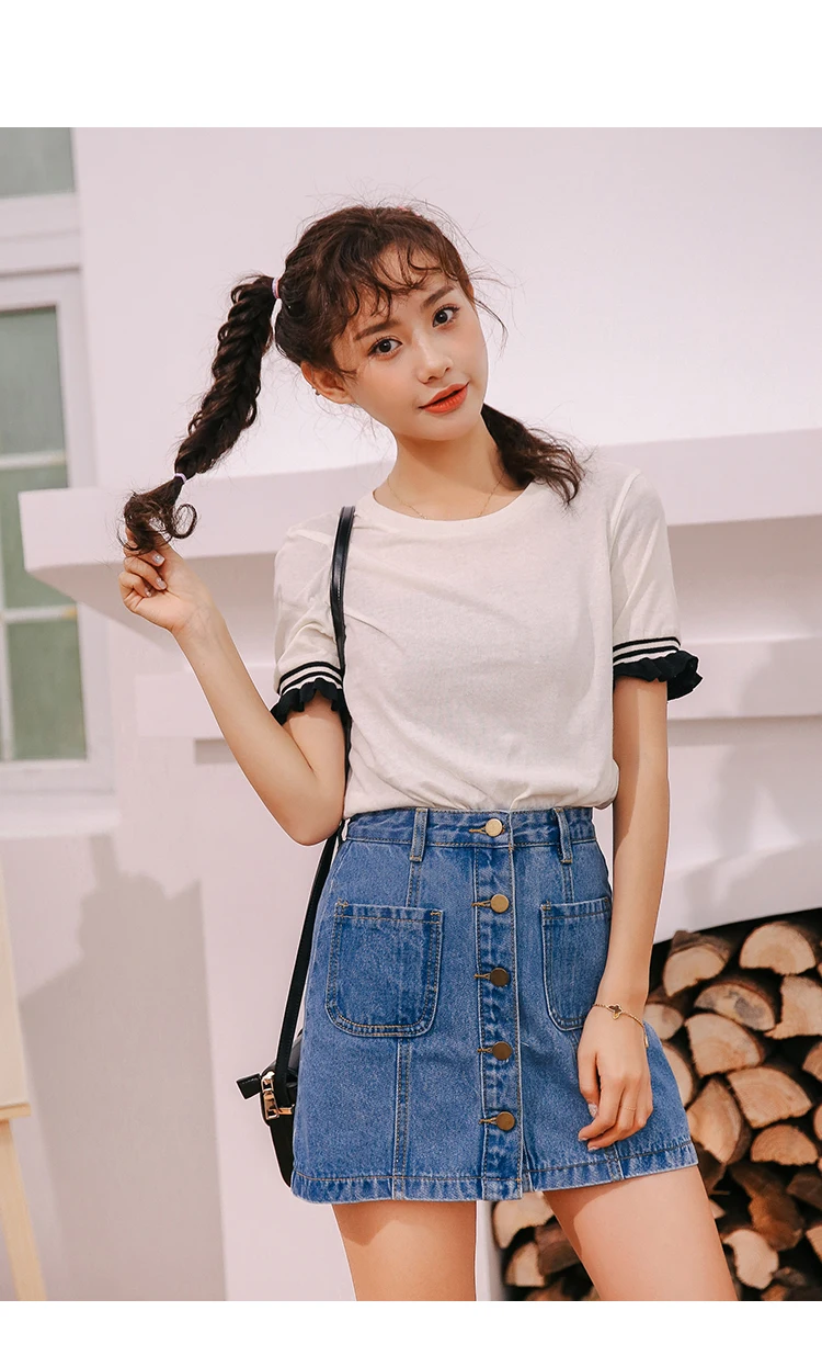 Women's Cute Casual Denim Skirt Model Show