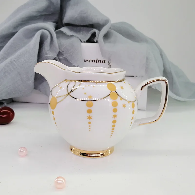 1 шт., роскошный фарфоровый чайный горшок в скандинавском стиле, кофейная чашка и блюдце, сахарный горшок, молочный кувшин, чайный поднос, свадебный подарок - Цвет: Glod Milk Jug