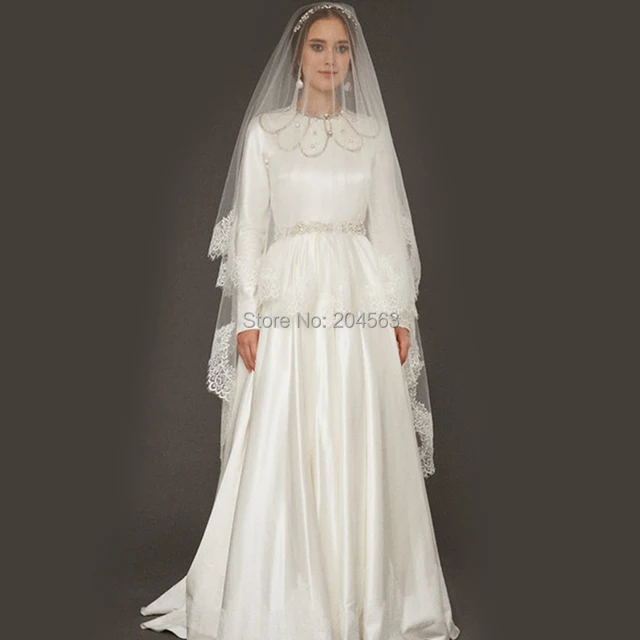 Vintage Wedding Dresses with Veils