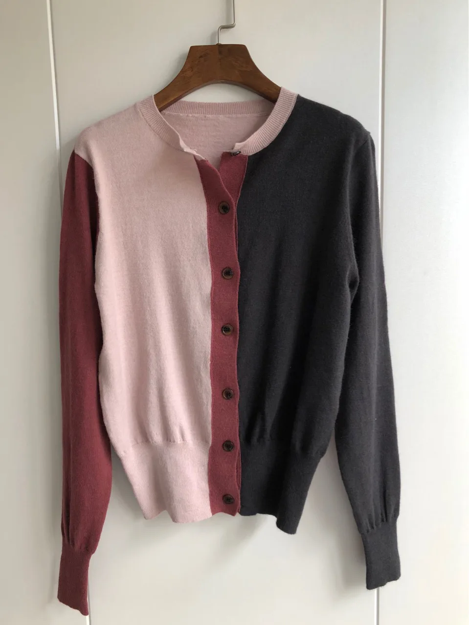 

Women Wool Blend Round Neck Contrast Color Patchwork Long Sleeve Knitting Cardigan - Fall 2019 New Ladies Knit Sweater Cardigan