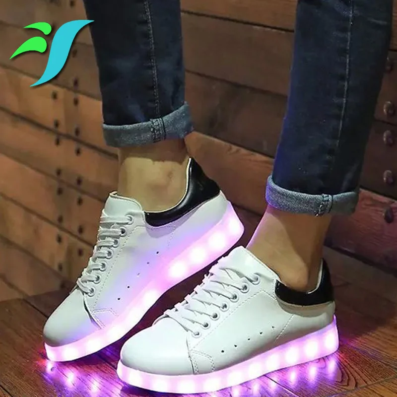 chaussure adidas femme brillante chaussure adidas femme brillante