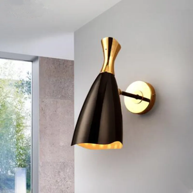 

2018 Industrial Wind American Retro Personality Entrance Stairs Wall Lamp Modern Originality Balcony Iron Home Decoration Lights