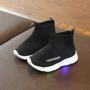 

Children LED Light Shoes New Brand Spring Kids Sports Shoes Air mesh Luminous Glowing Sneakers Girls Shoes With Light