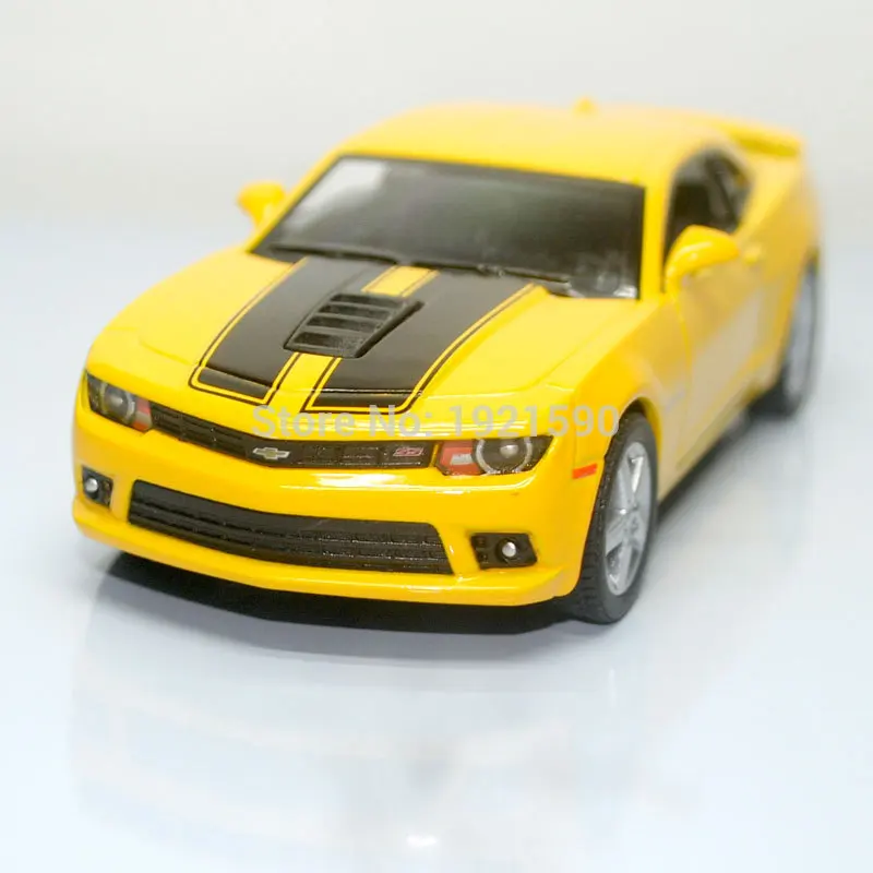 

YJ 1/38 Scale Car Toys 2014 Chevrolet Camaro Diecast Metal Pull Back Car Model Toy For Collection/Gift/Kids/Decoration