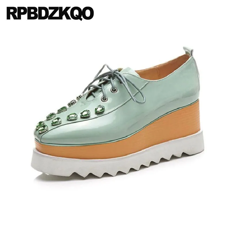 

Wedge Rhinestone Lace Up Square Toe Peacock Platform Crystal Creepers Italian Patent Leather Designer Shoes Women Luxury 2018