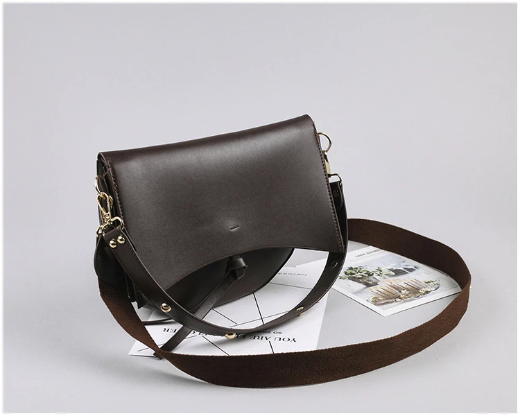 Women handbags1