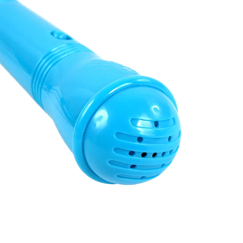 Microphone 04