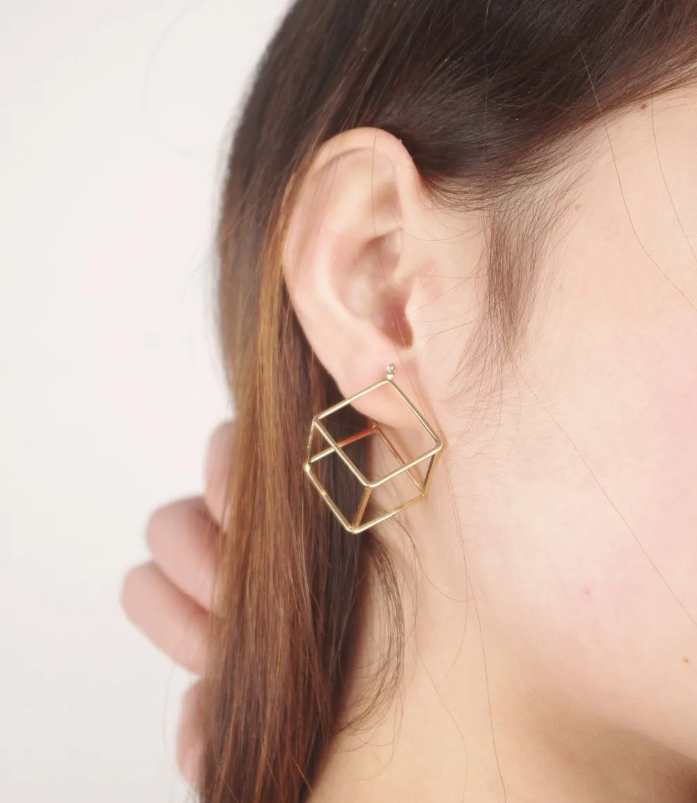 

Boho Hollow-Out Cube Stud Earrings for Women Simple Metal Geometric Stud Earrings Pendientes Brincos