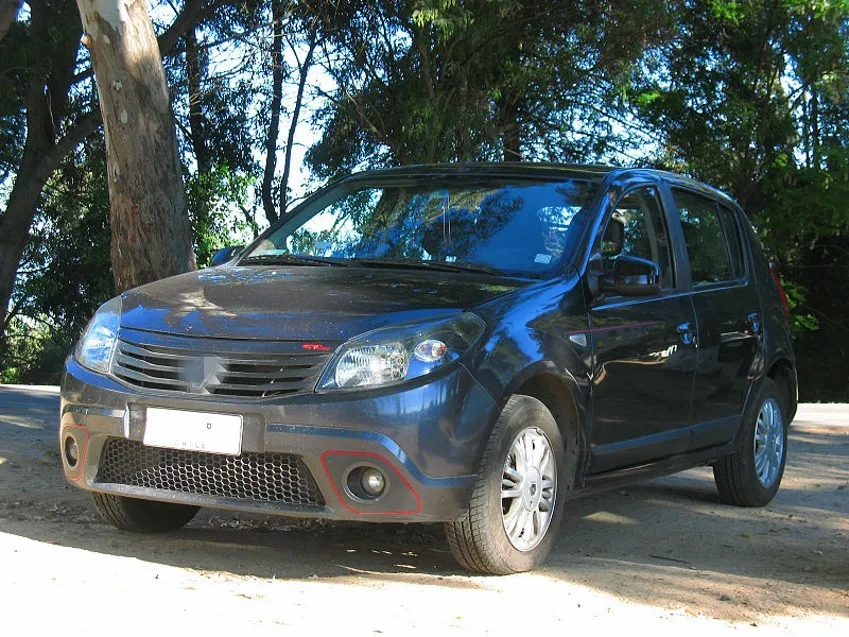 Renault_Sandero_1